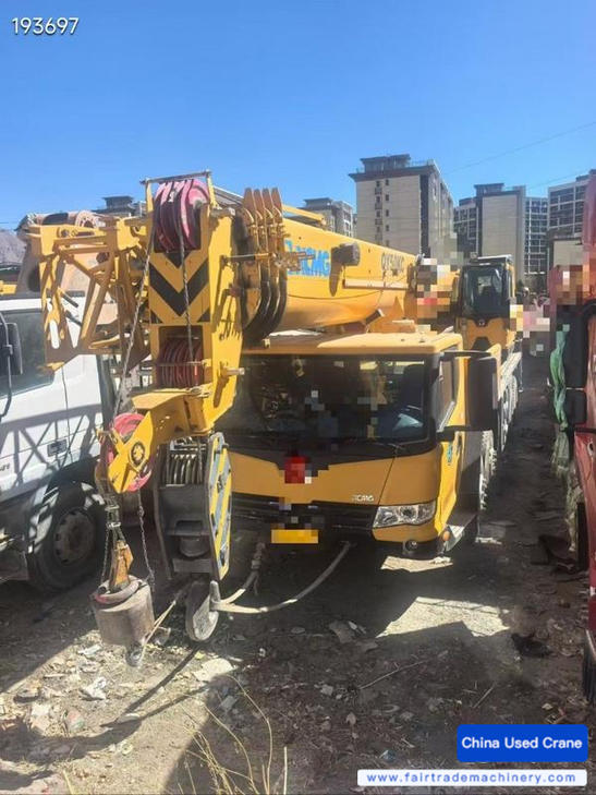 Buy XCMG QY40KC Used Crane / 1